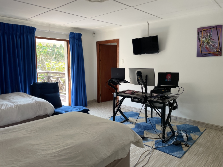 7 Bedroom Property for Sale in Wilderness Central Western Cape